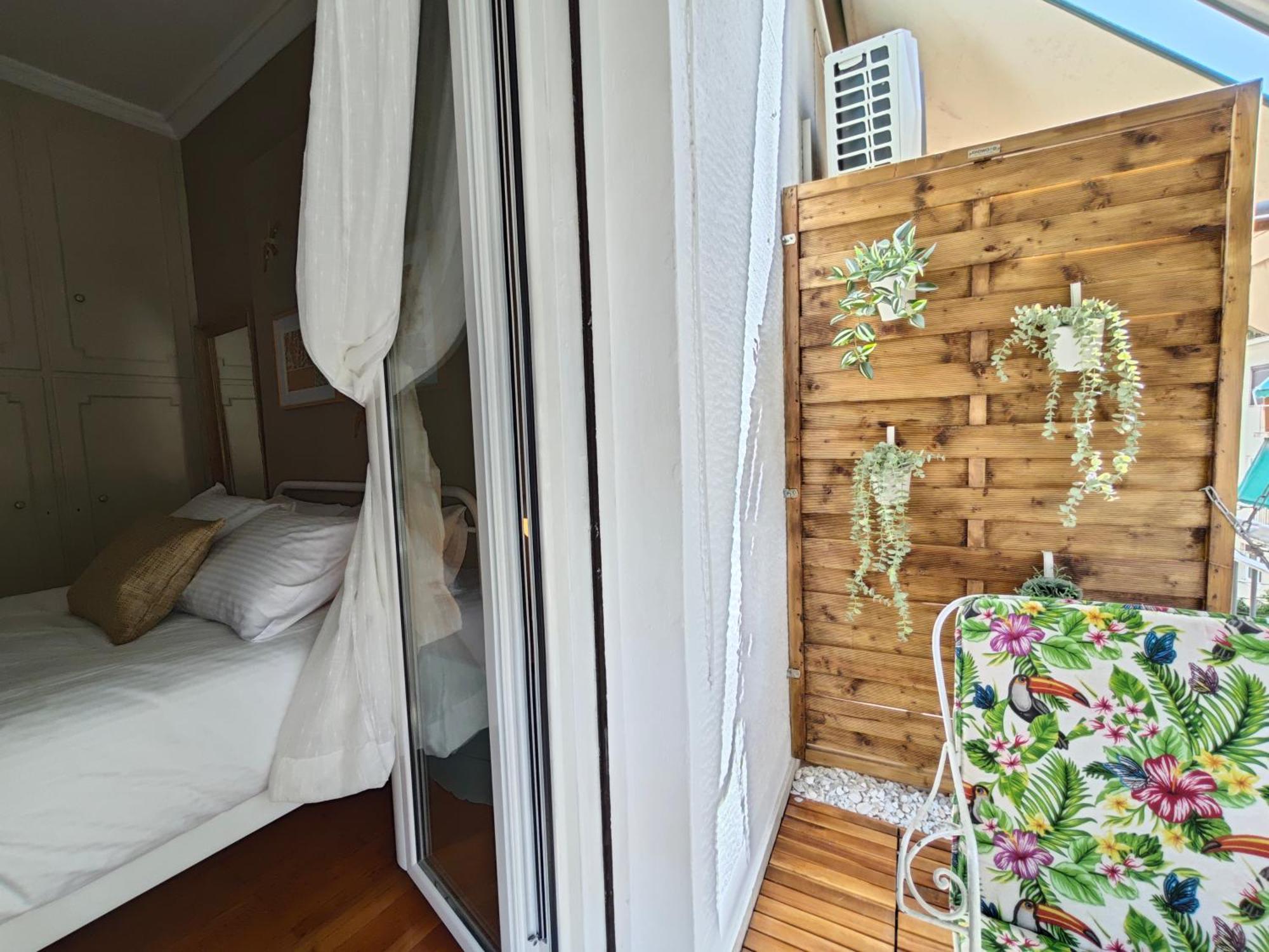 Caravin Wanderhome Acropolis, 1 Min From Acropolis Museum Athen Exterior foto