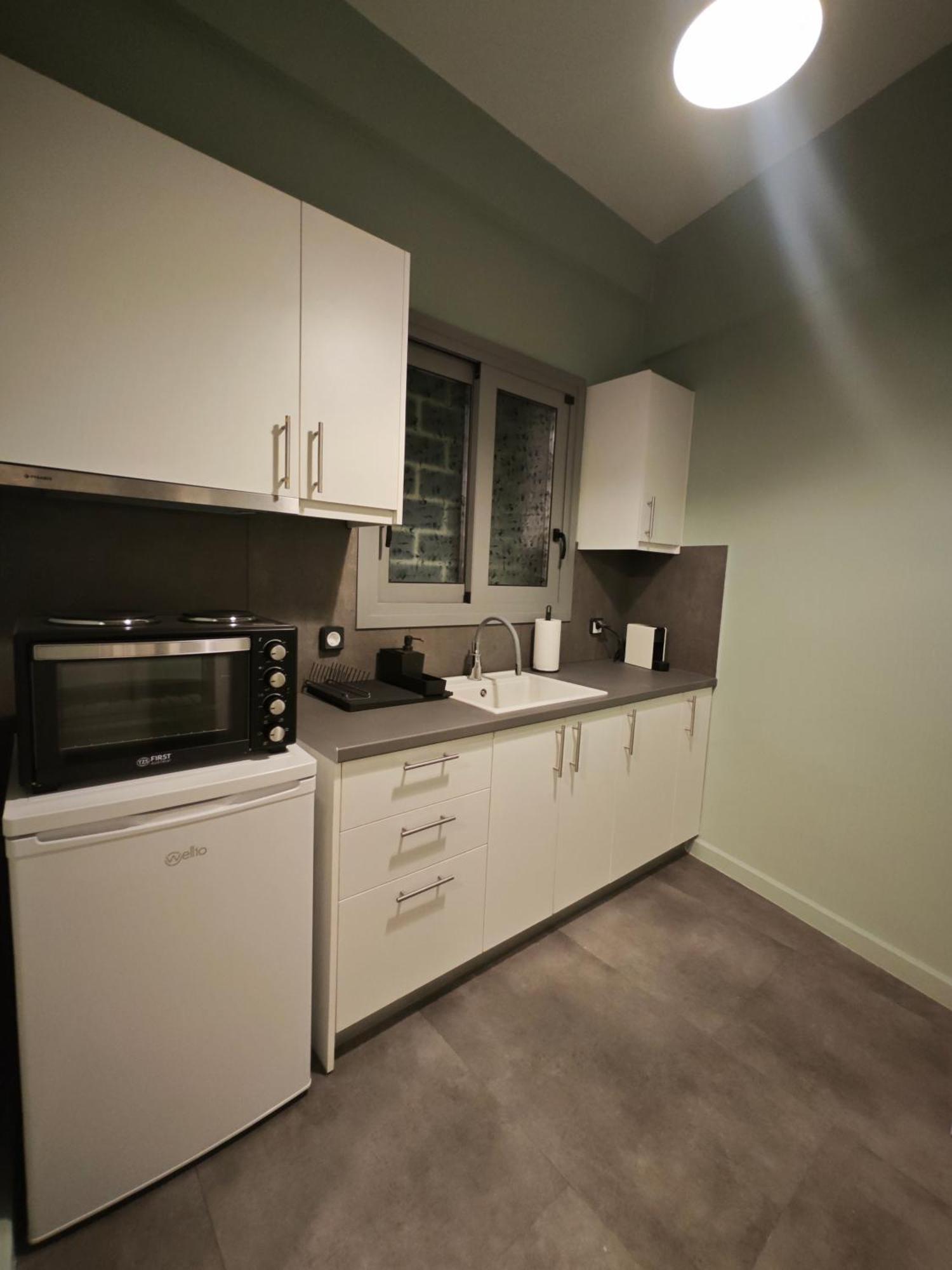 Caravin Wanderhome Acropolis, 1 Min From Acropolis Museum Athen Exterior foto